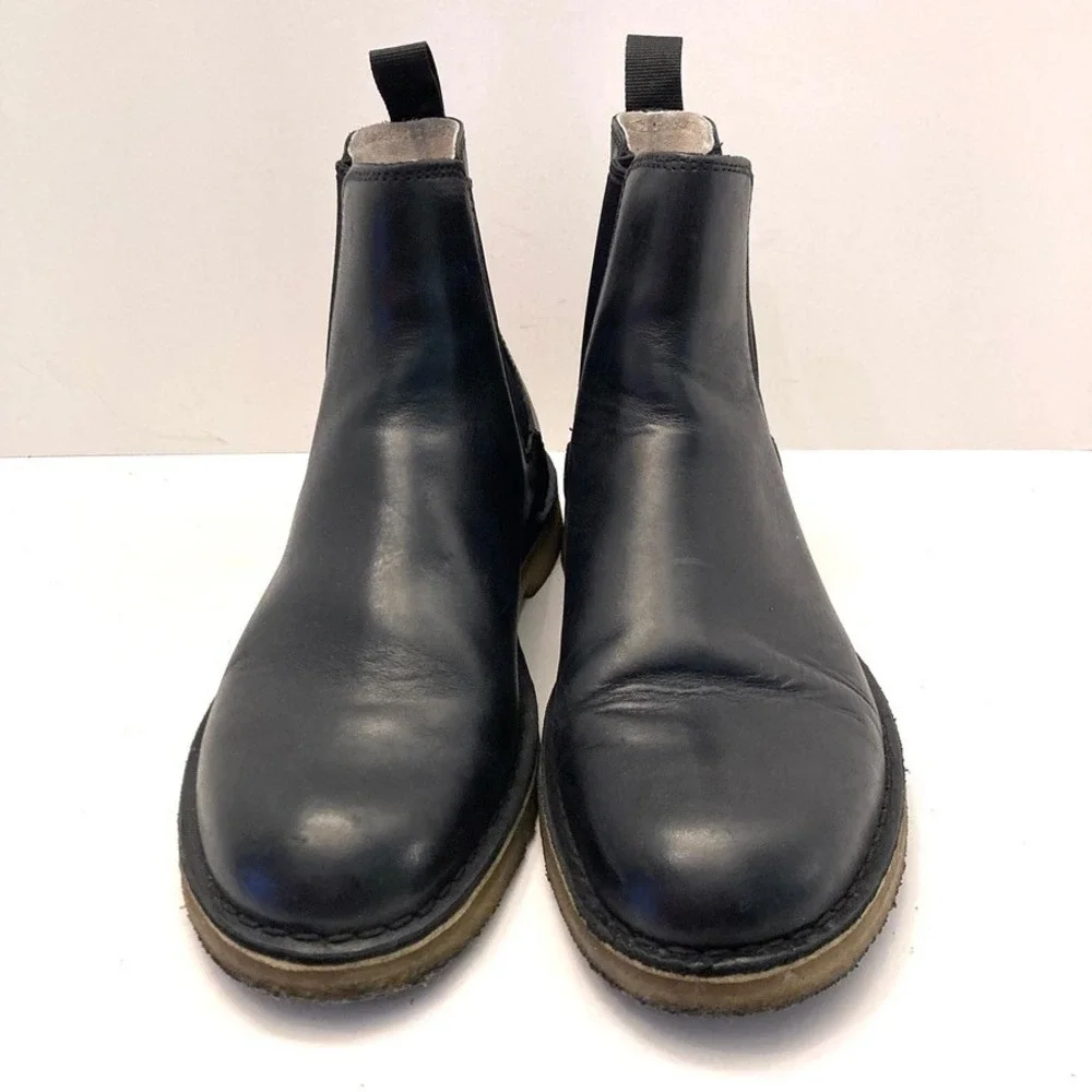 Clarks Chelsea Boots Gum Outsole Black Leather Pull On Mens 9 EU 42